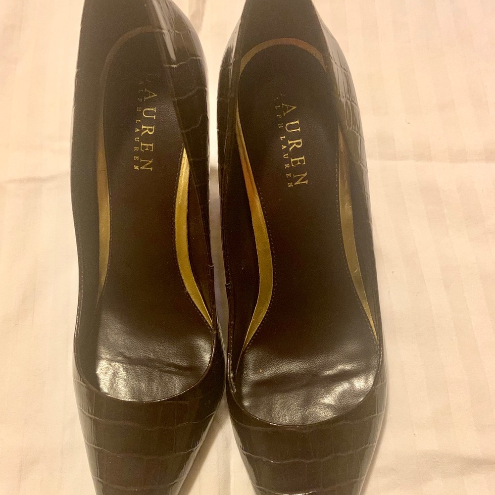 Ralph Lauren size 8 brown crocodile heels